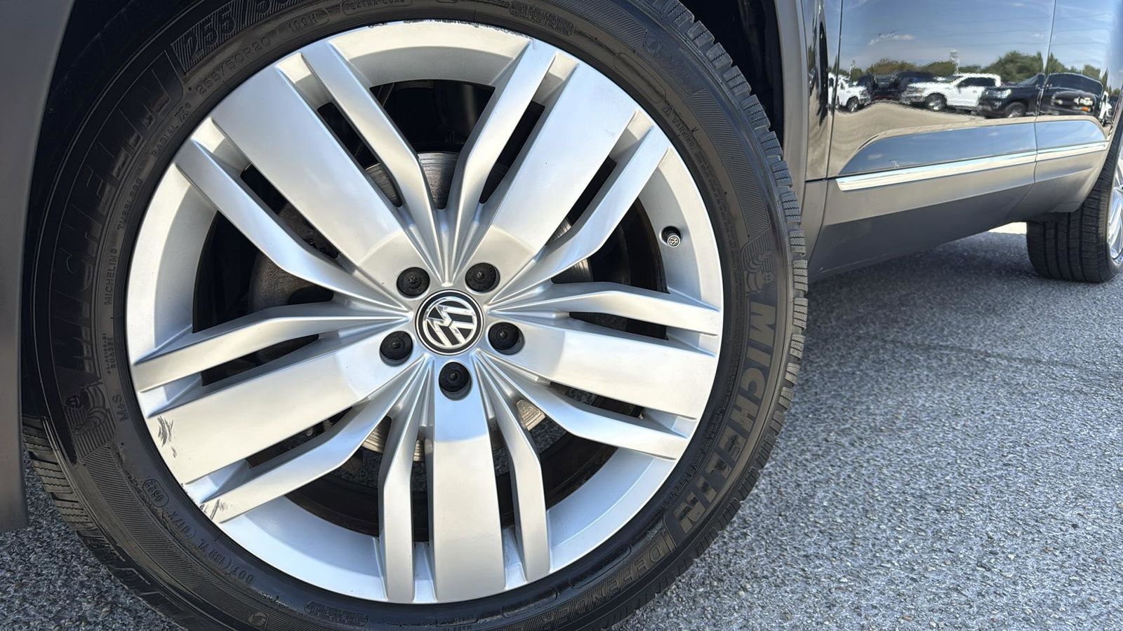 Used Car 2018 Volkswagen Atlas  Sel Premium For Sale Under $25,000 In Austin, Texas