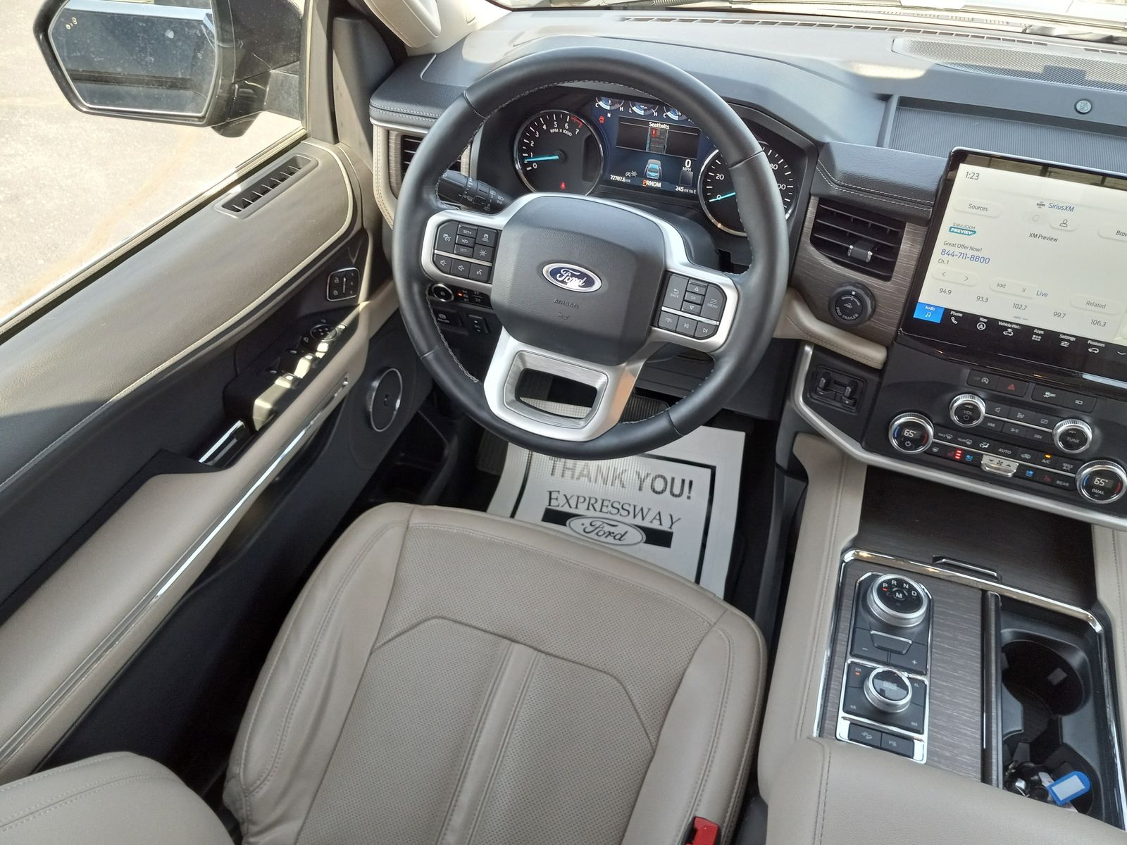 2023 Ford Expedition image 16