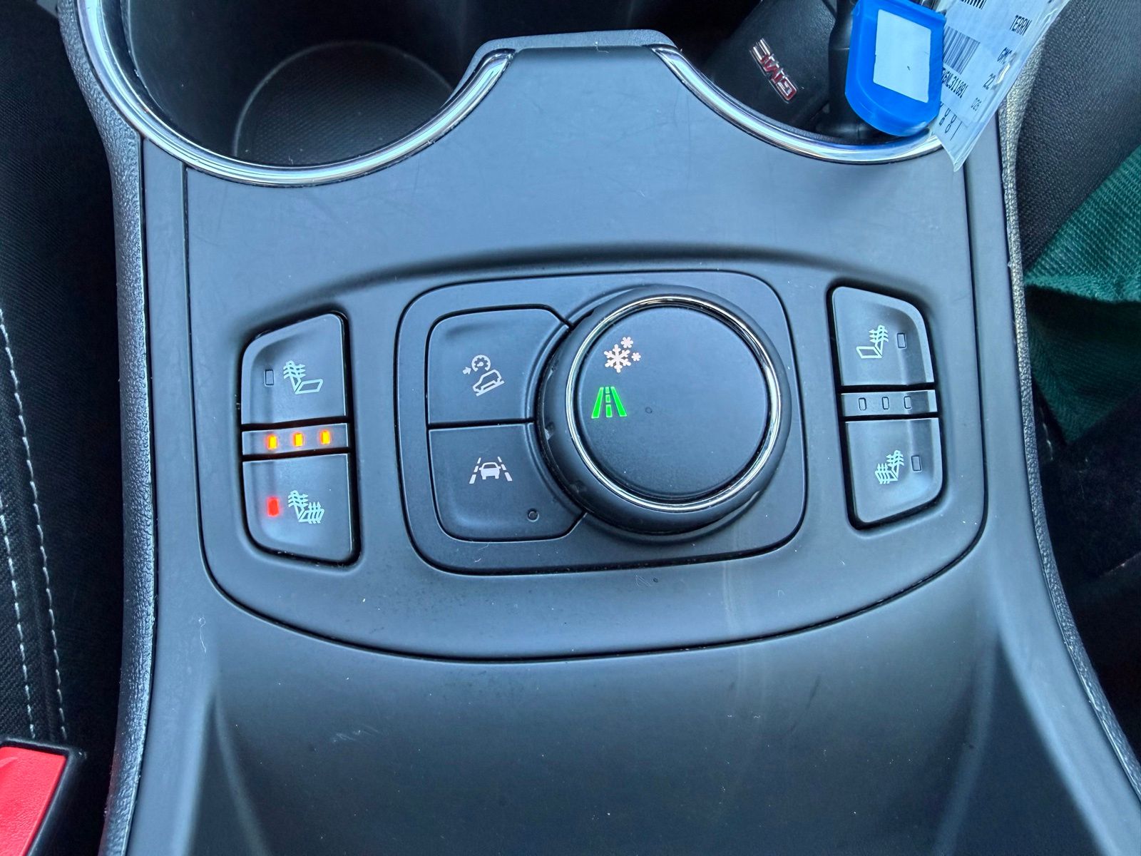 2022 GMC Terrain image 23