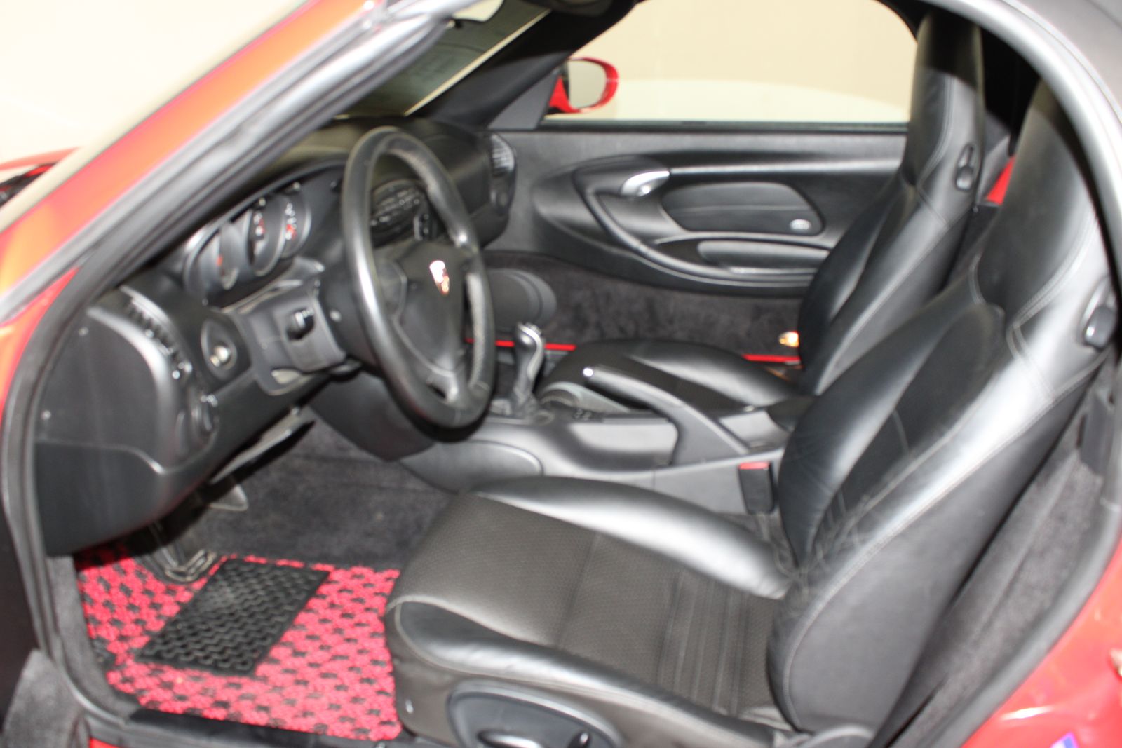 Used 2002 Red Porsche  image 7