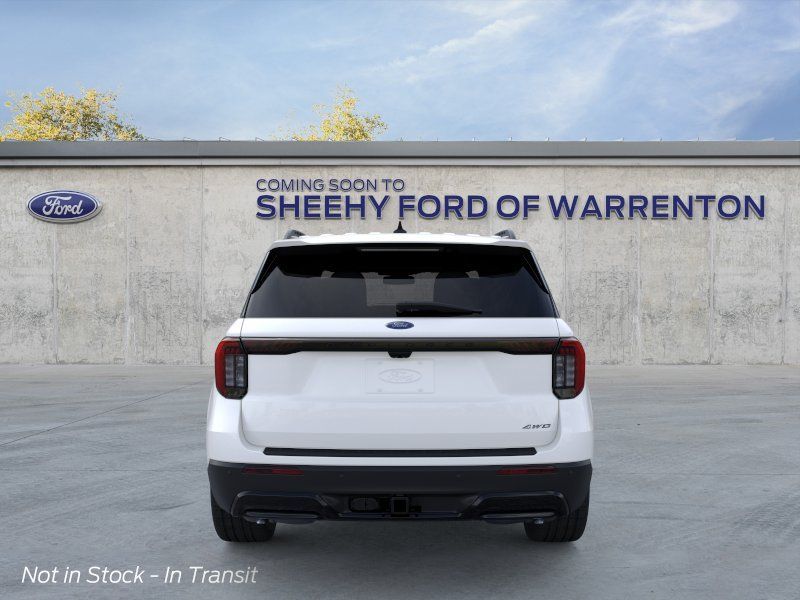 New 2026 Star White Metallic Tri-Coat Ford ST-Line image 7