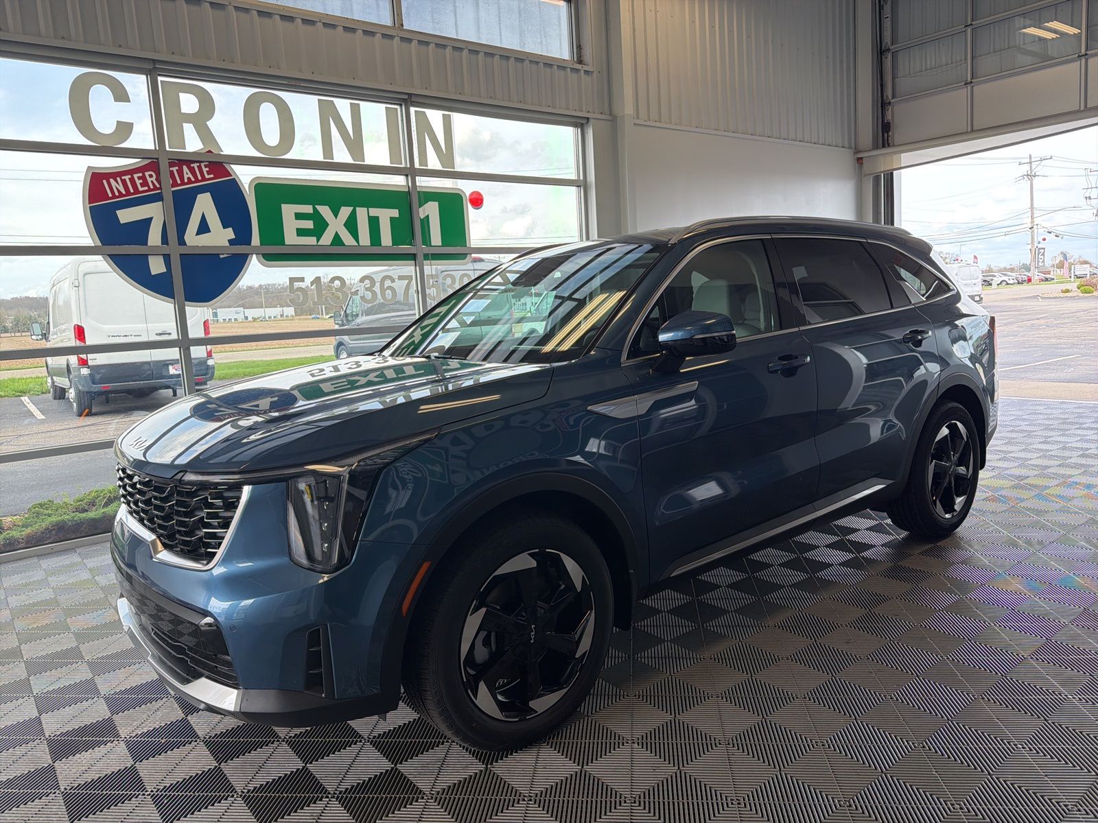 View vehicle photo 3