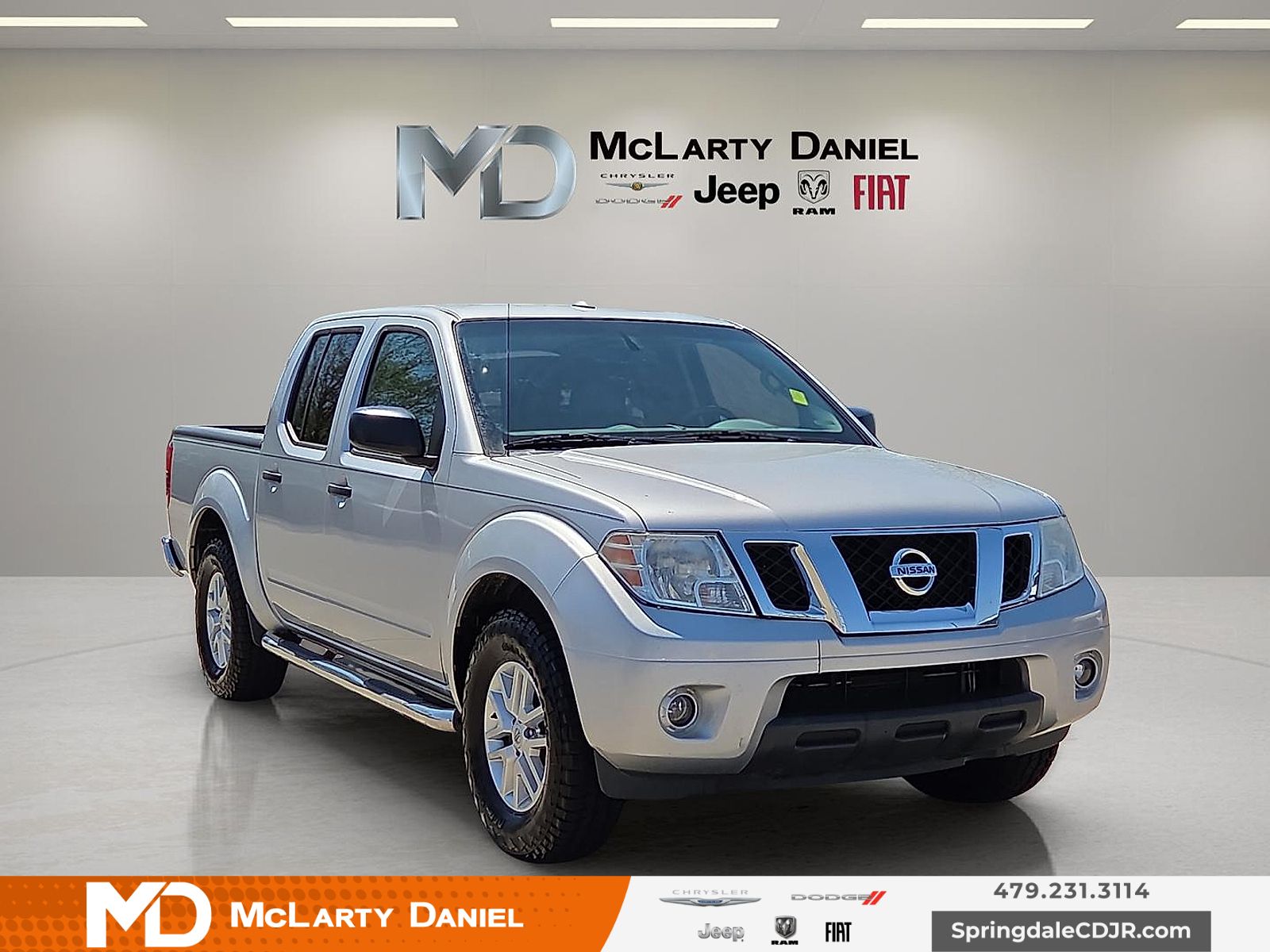 Brilliant Silver 2016 Nissan Frontier SV Crew Cab Pickup Truck 4X2 5-Speed Automatic Overdrive