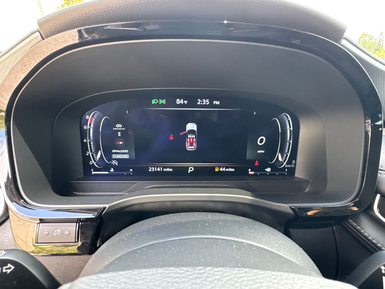 Used 2024 Gray INFINITI LUXE image 28