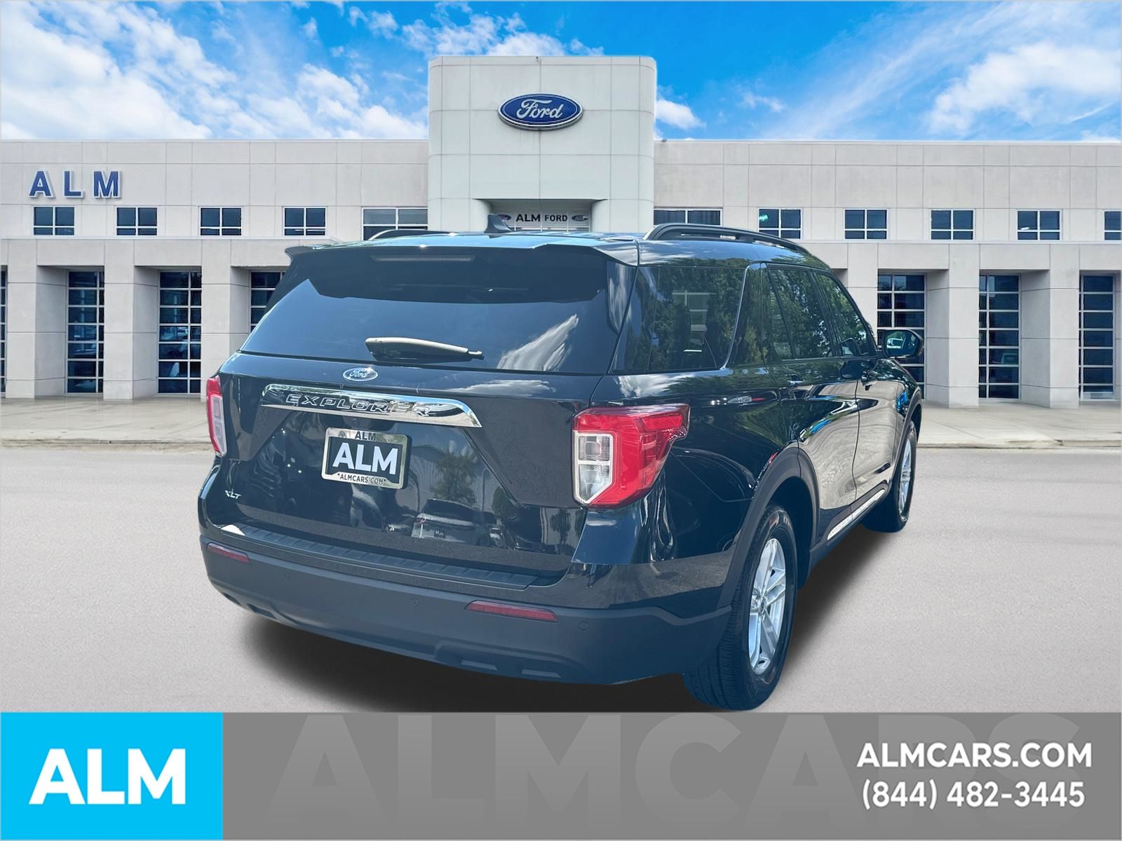 Used 2024 Black Ford XLT image 5