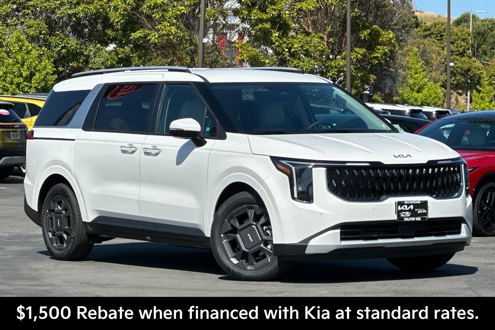 View vehicle photo 2