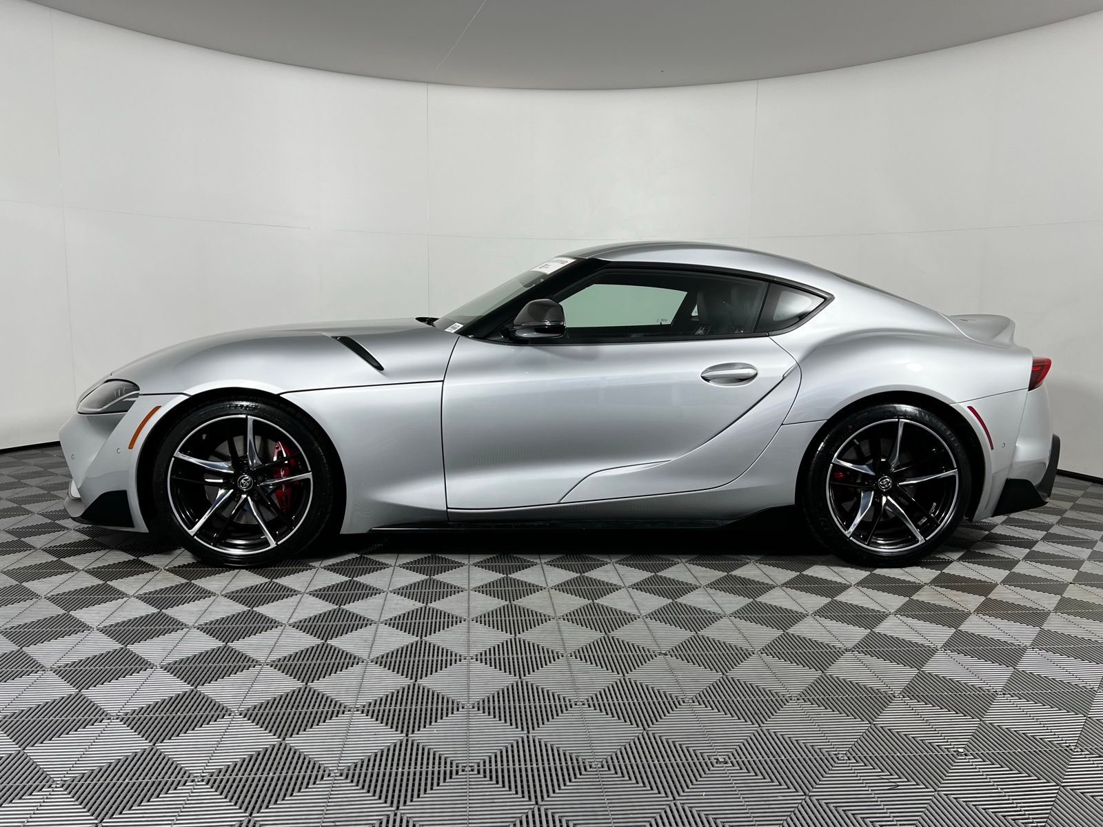 Thumbnail: 2021 Toyota Supra - 8