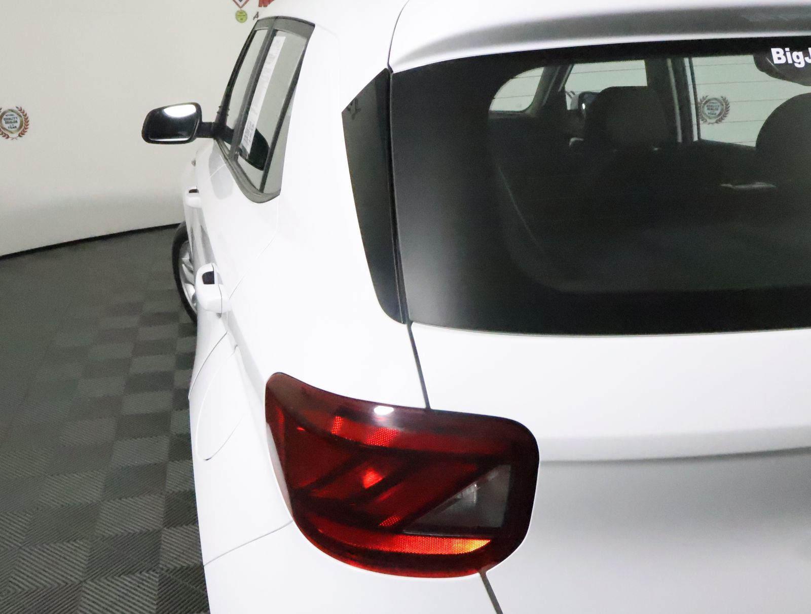 2024 Hyundai Venue SE photo