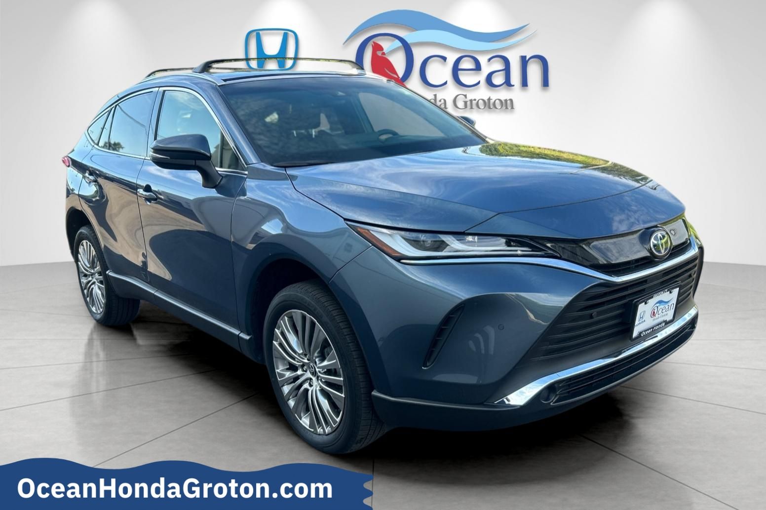 Coastal Gray Metallic 2022 Toyota Venza SUV / Crossover All-Wheel Drive Continuously Variable Transmission