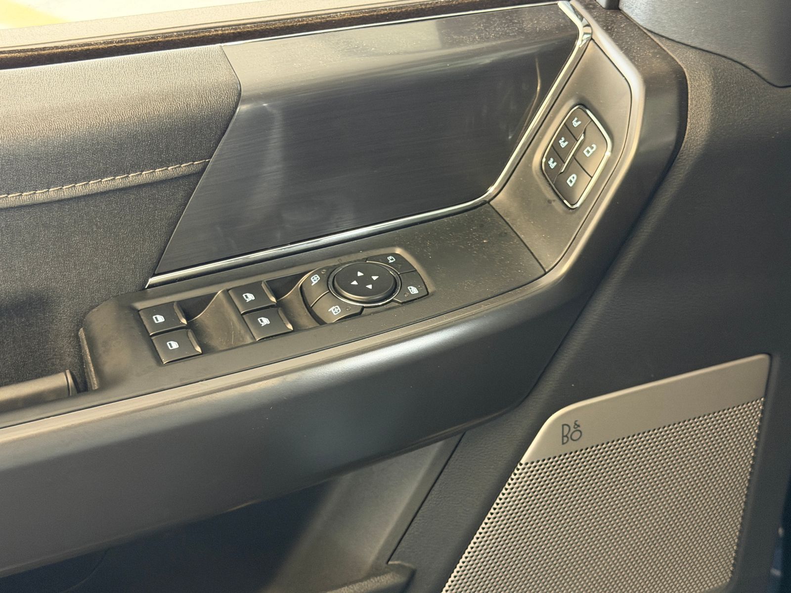 New 2026 Antimatter Blue Metallic Ford Lariat image 36