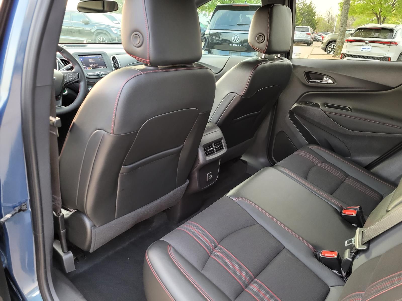 used 2024 Chevrolet Equinox car, priced at $23,990