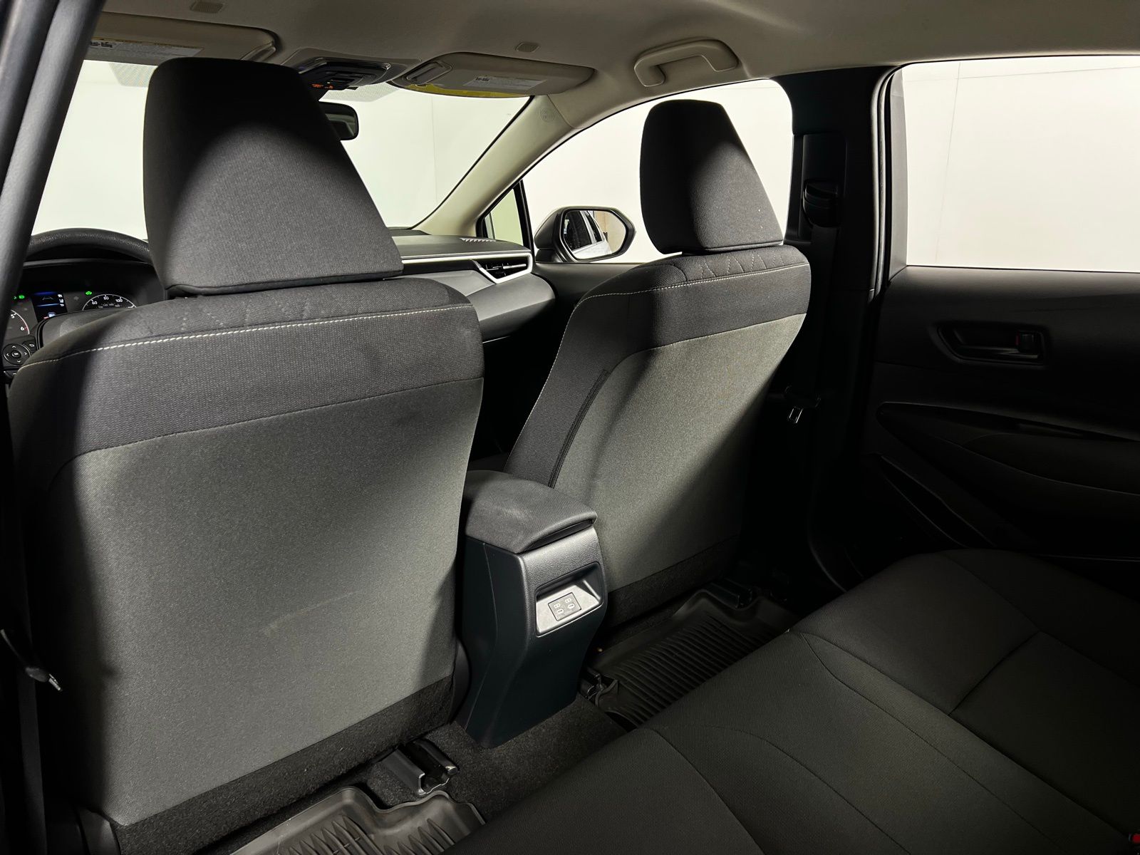 Thumbnail: 2025 Toyota Corolla - 19