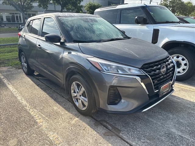 Gray (Gun Metallic) 2024 Nissan Kicks S FWD SUV / Crossover Front-Wheel Drive Continuously Variable Transmission