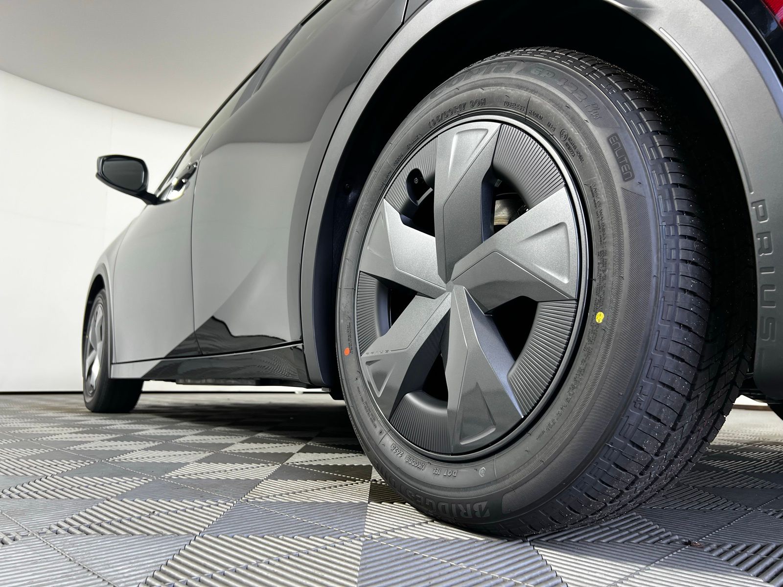 Thumbnail: 2026 Toyota Prius - 21