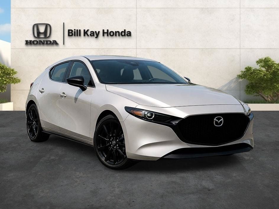 Gray (Platinum Quartz Metallic) 2024 Mazda MAZDA3 Hatchback Front-Wheel Drive 6-Speed Automatic