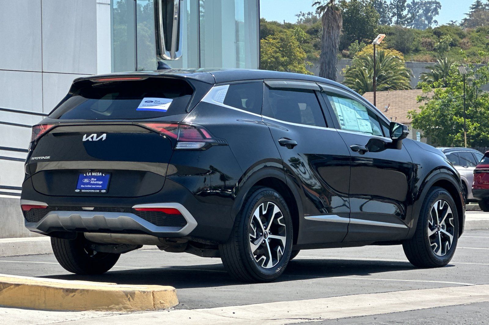 View vehicle photo 3