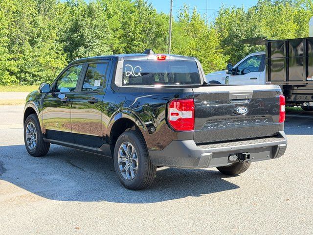New 2026 Shadow Black Ford XLT image 4