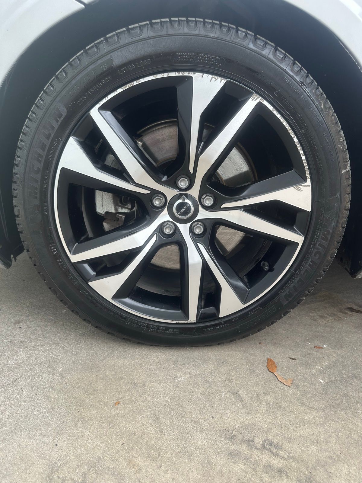 Used Car 2023 Volvo S60  B5 Plus Dark Theme For Sale Under $25,000 In Austin, Texas