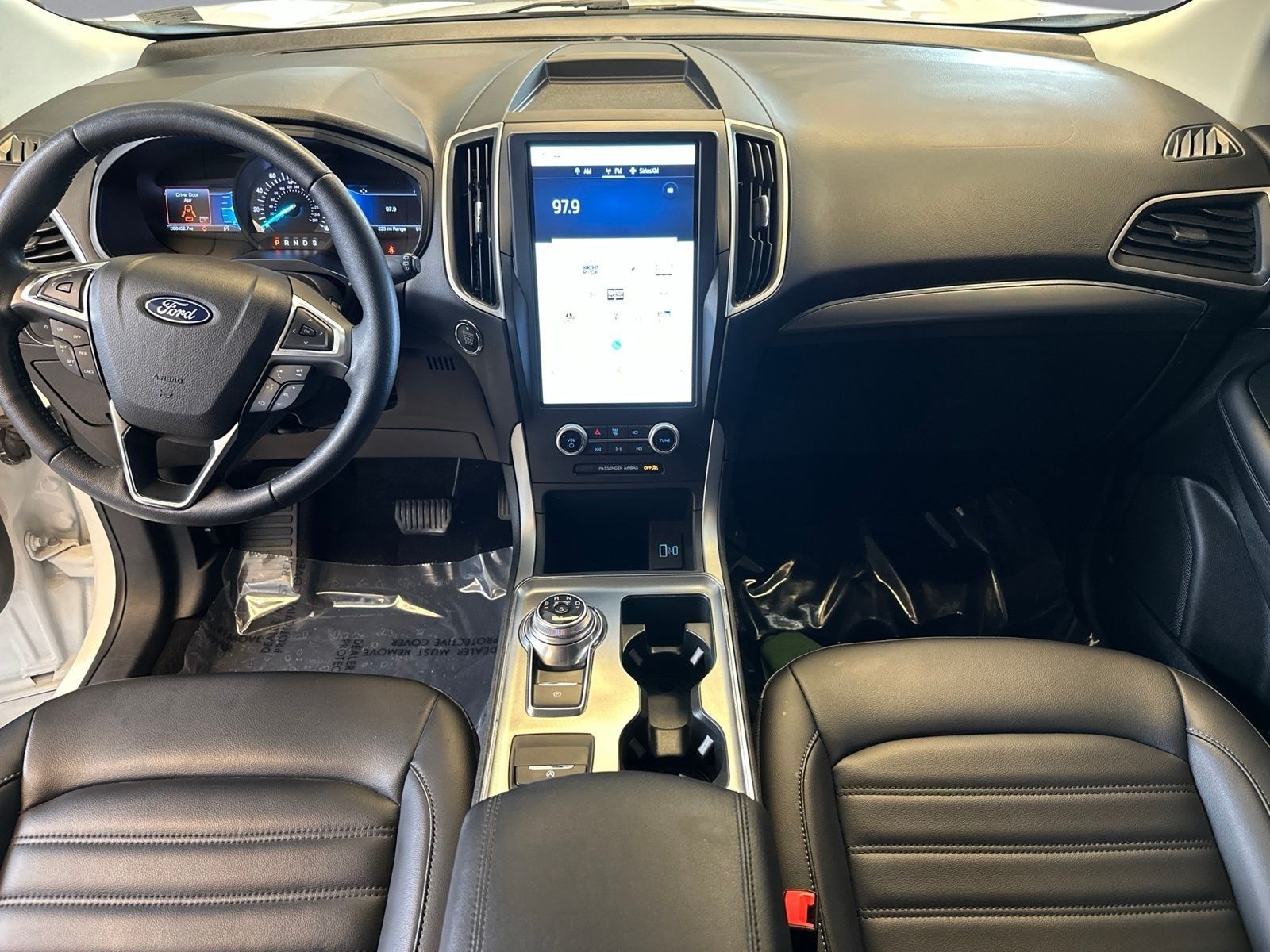 Certified Used 2022 Star White Ford SEL image 3