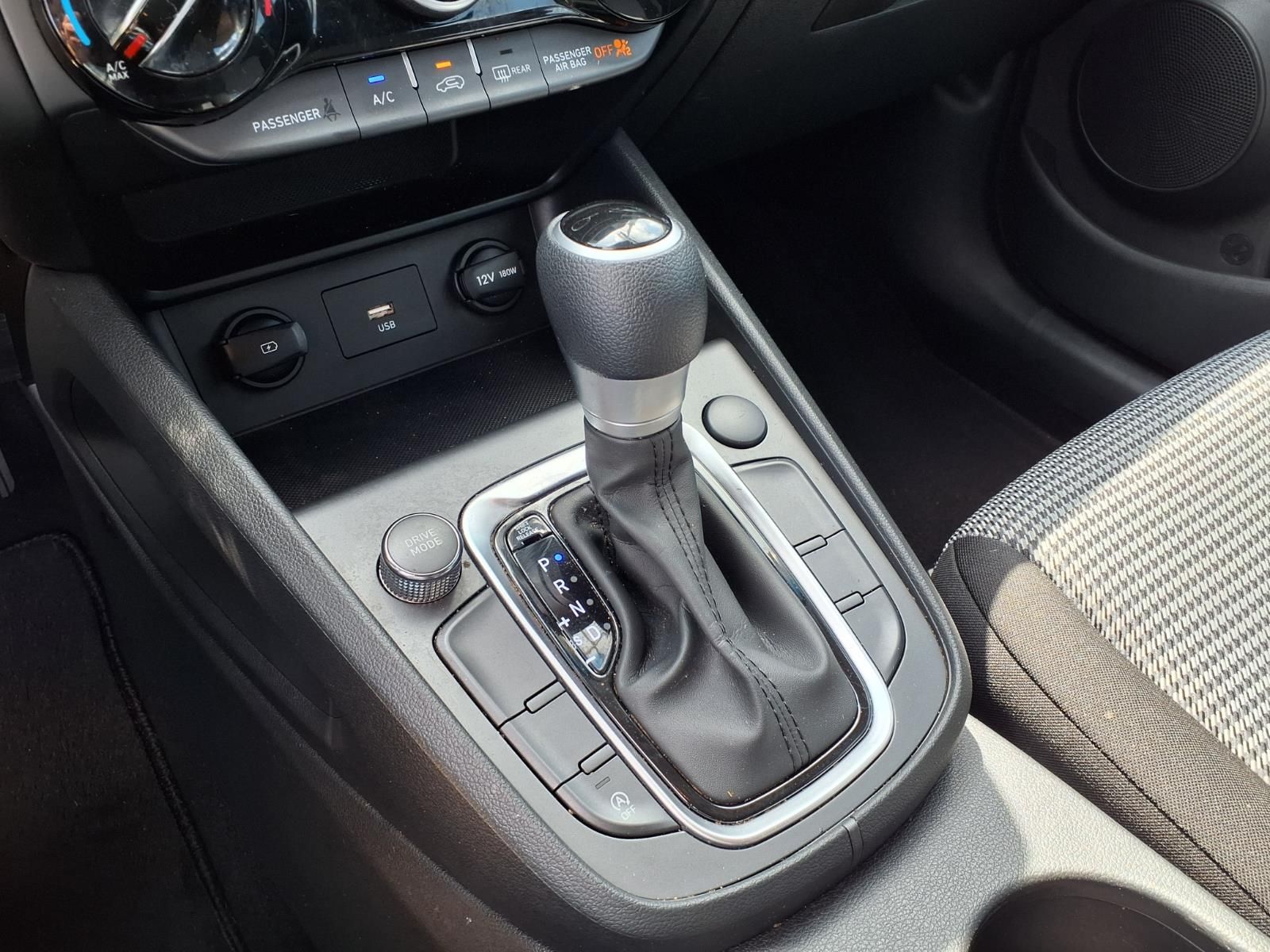 2022 Hyundai Kona SE Green at Big Star Buick GMC