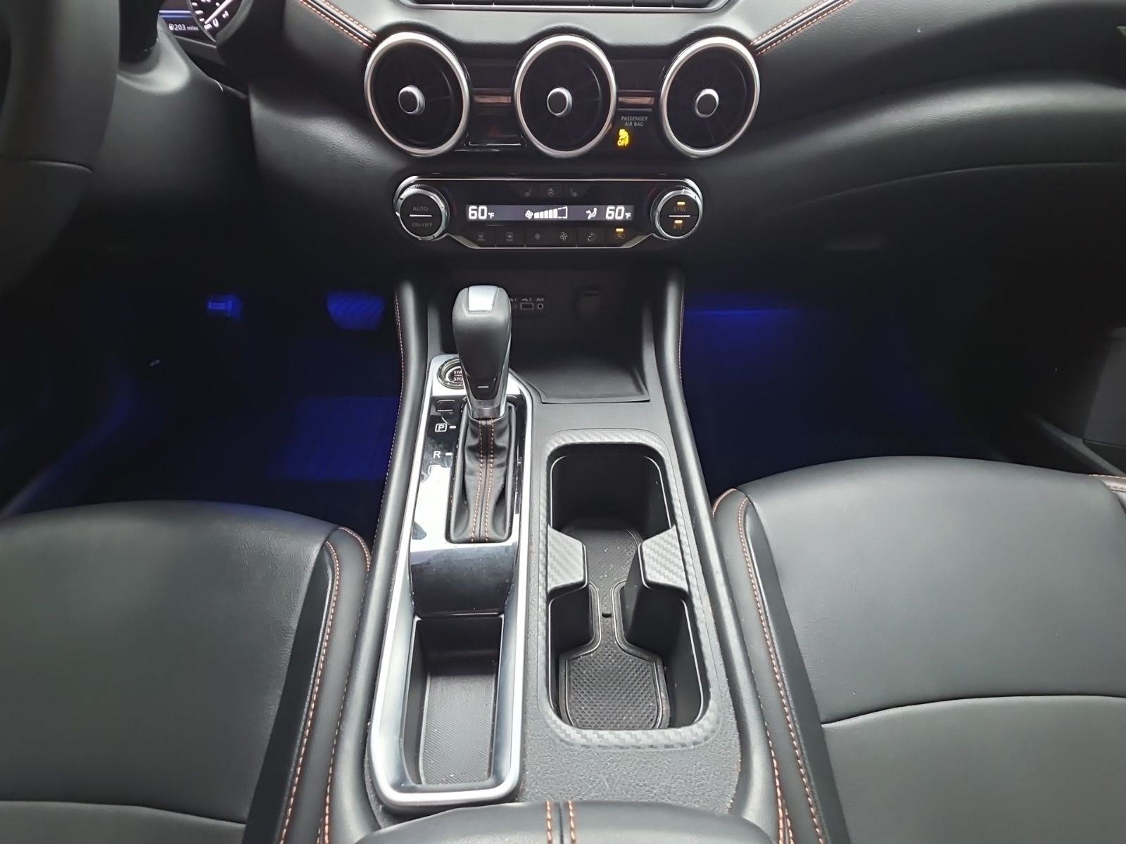 Used 2022 White Nissan SR image 12