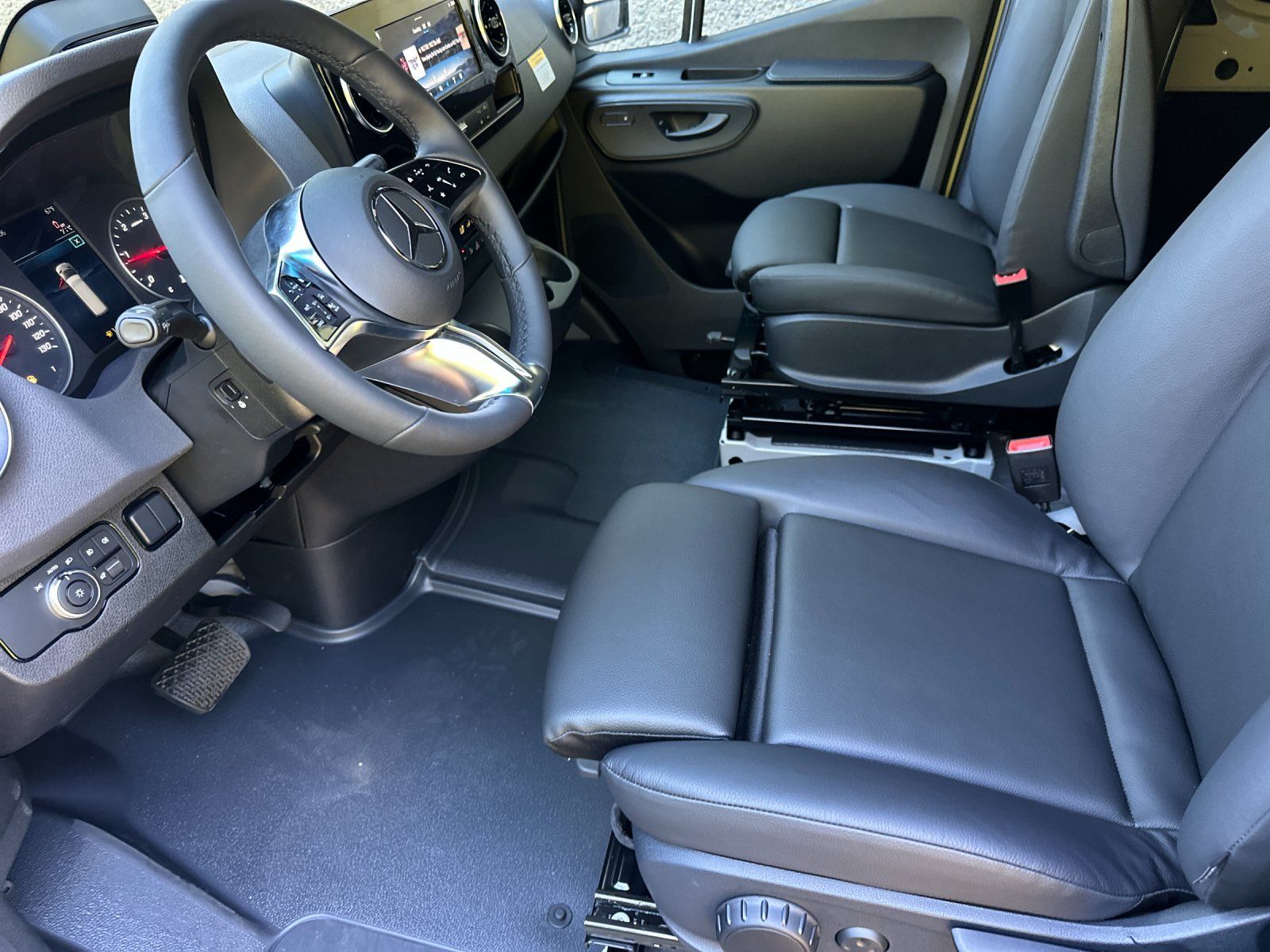 new 2026 Mercedes-Benz Sprinter 2500 car, priced at $75,586