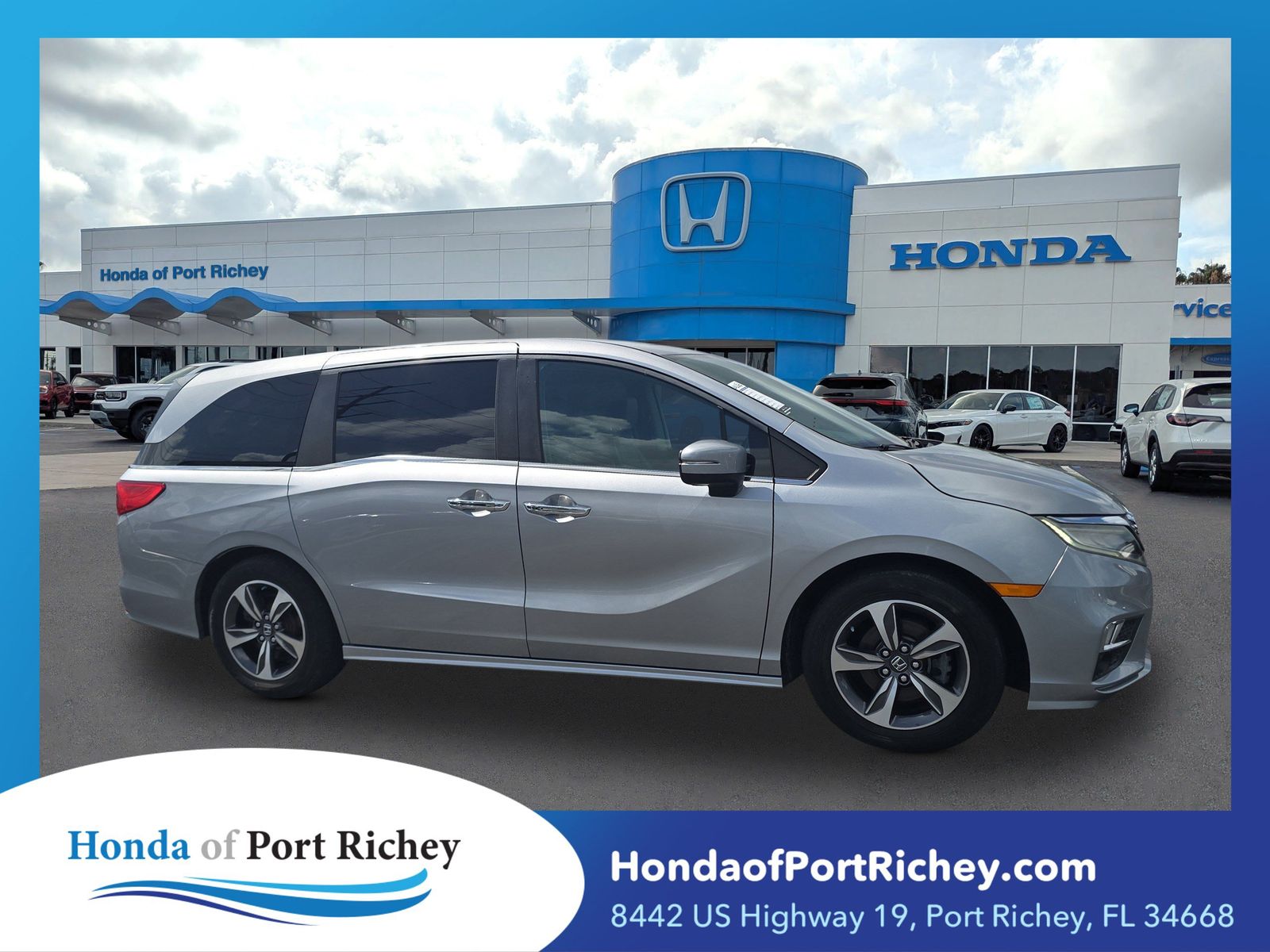 Lunar Silver Metallic 2018 Honda Odyssey Minivan Front-Wheel Drive Automatic