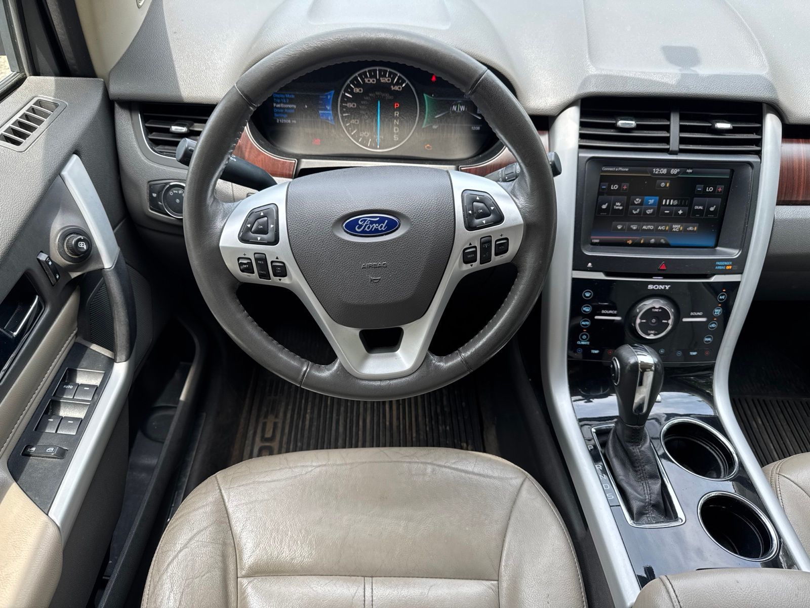 Used 2014 Ingot Silver Ford Limited image 27