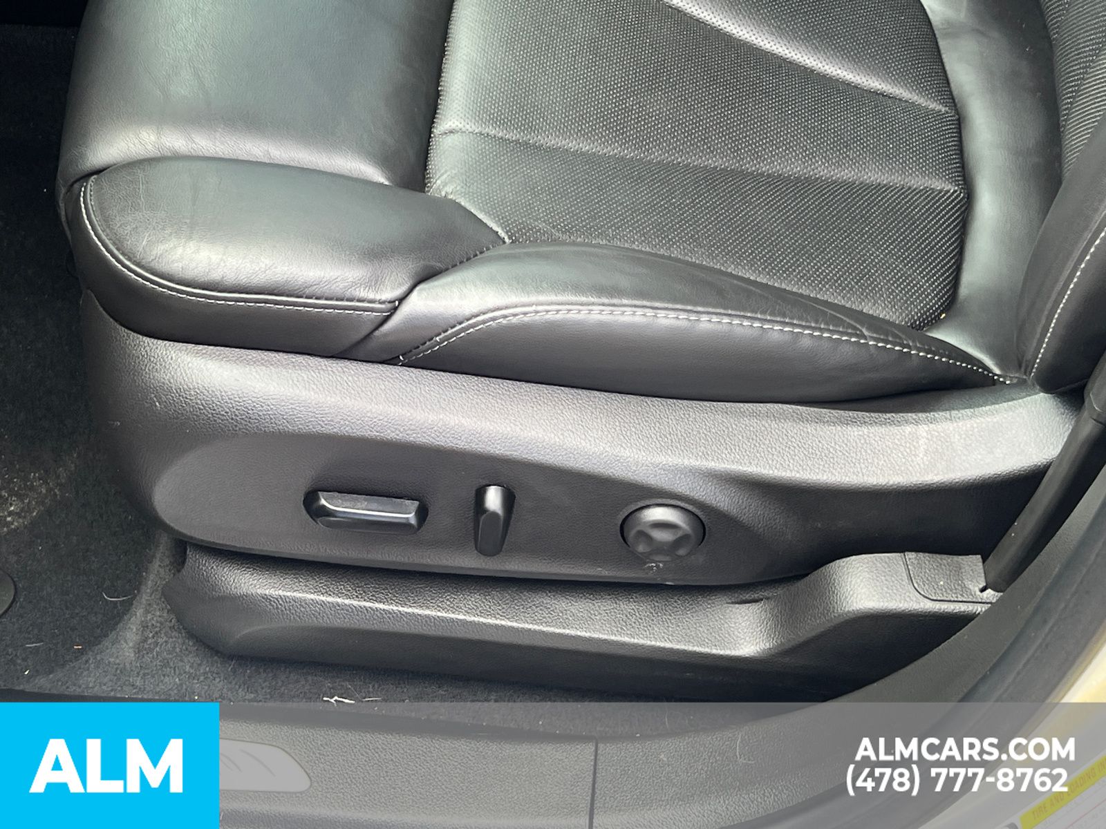 Used 2019 Silver Buick Premium II image 11