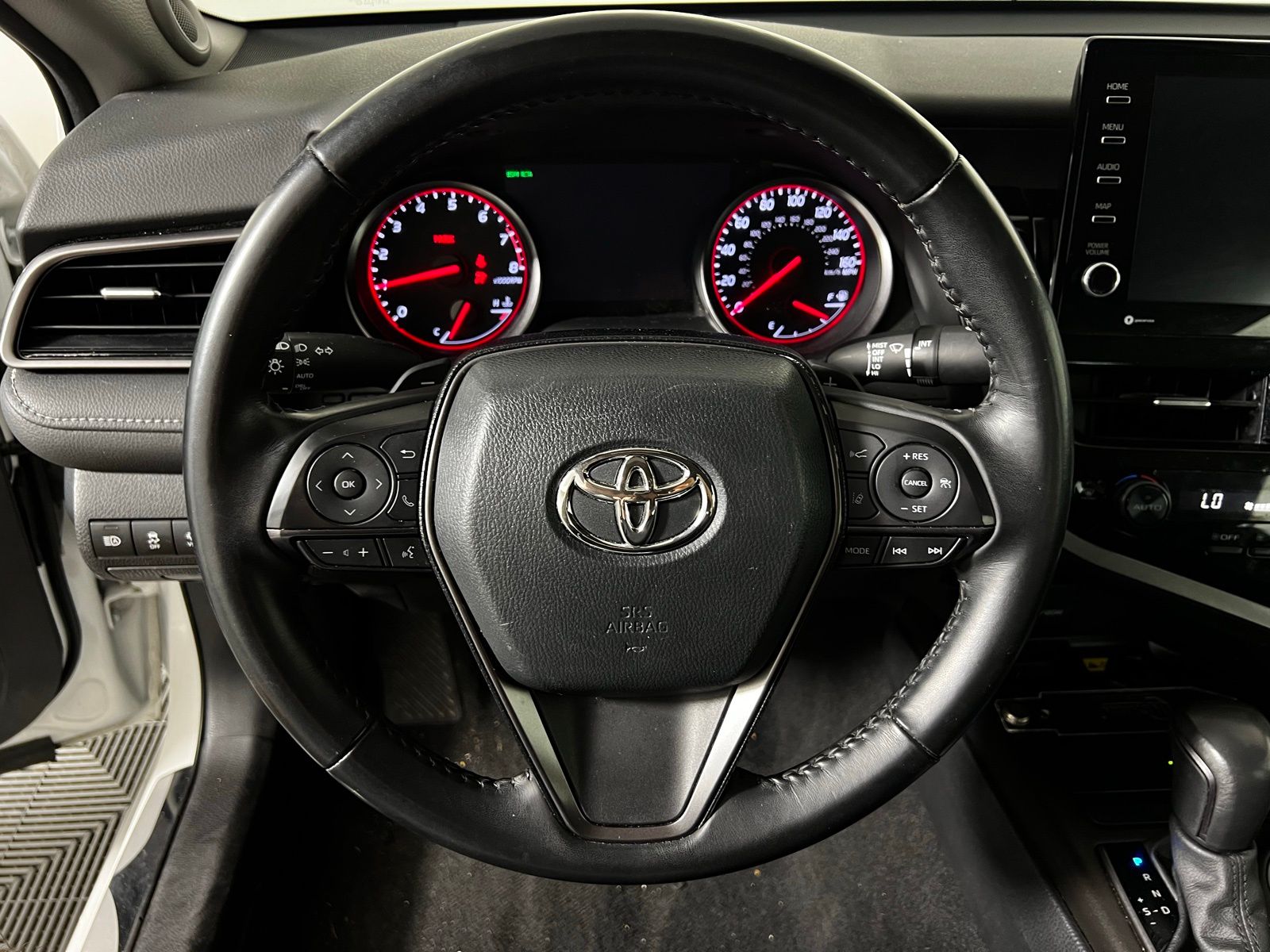 Thumbnail: 2024 Toyota Camry - 10