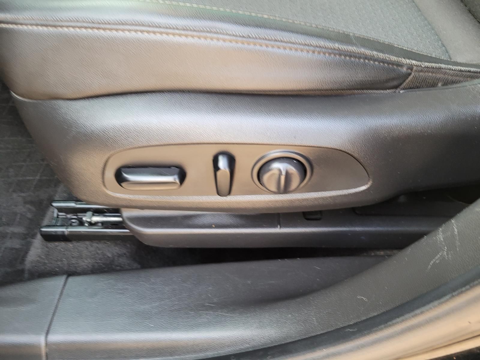 used 2020 Buick Encore GX car, priced at $13,500
