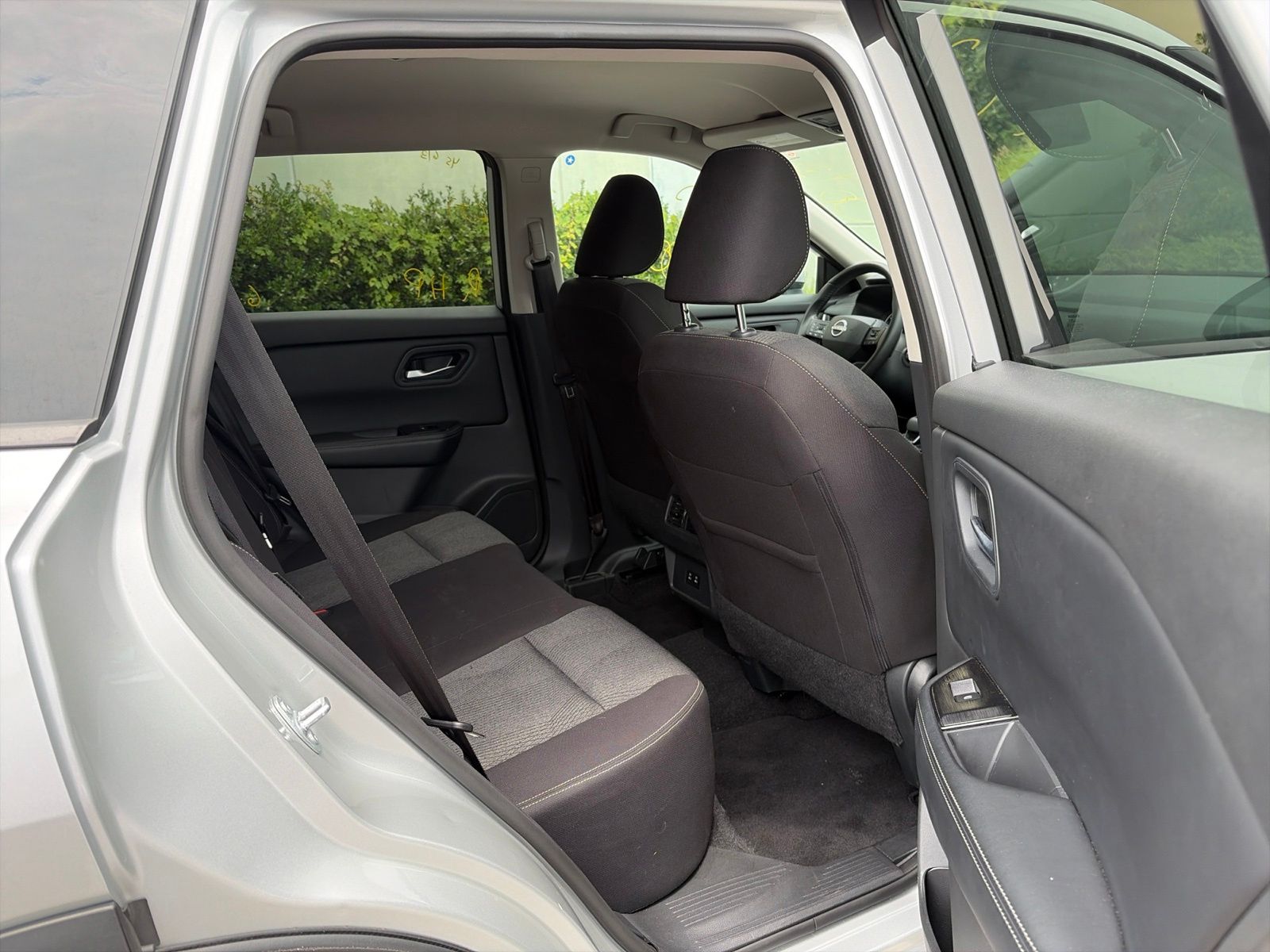 Used 2025 Silver Nissan SV image 12