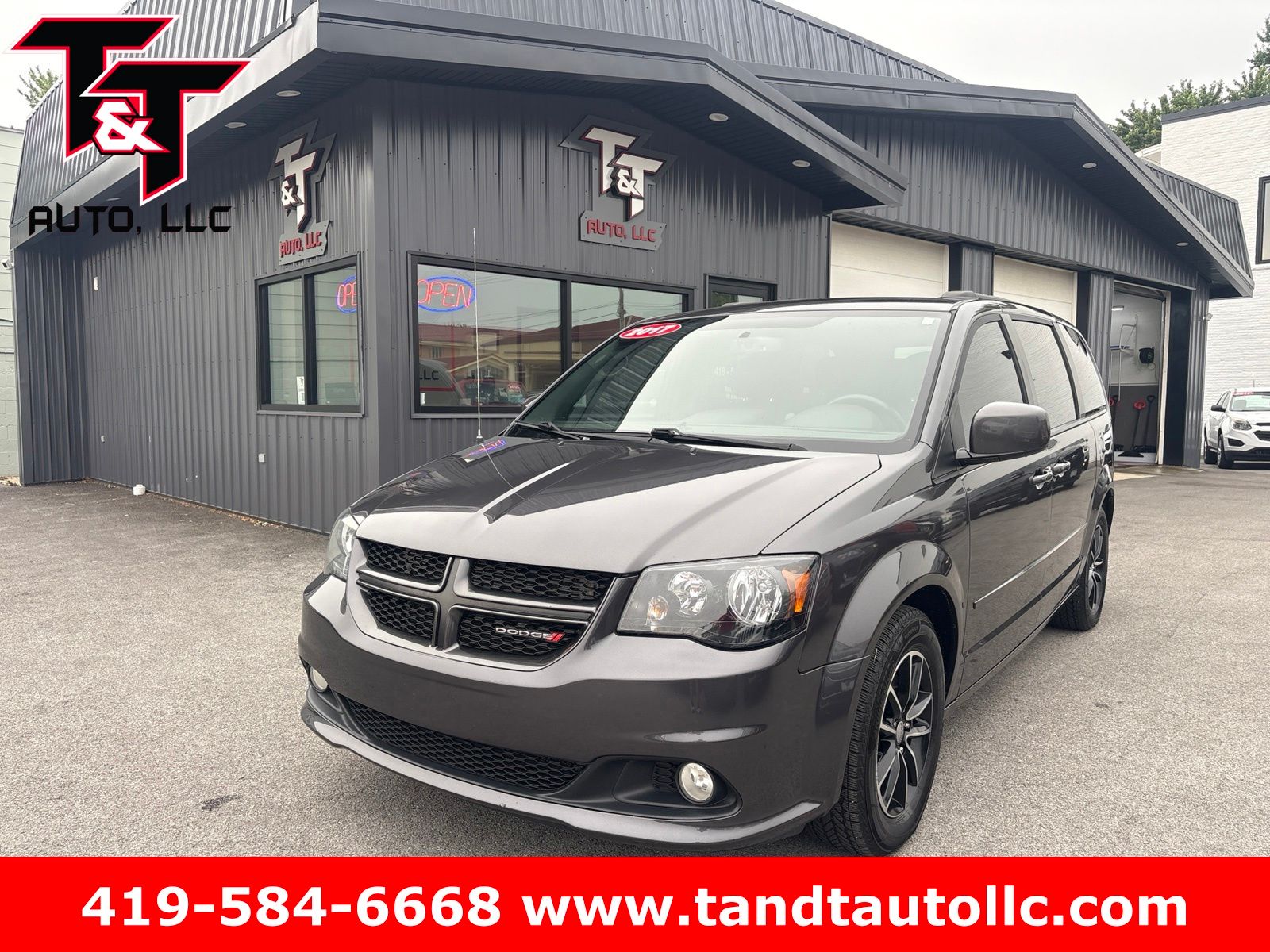 2017 Dodge Grand Caravan GT's photo