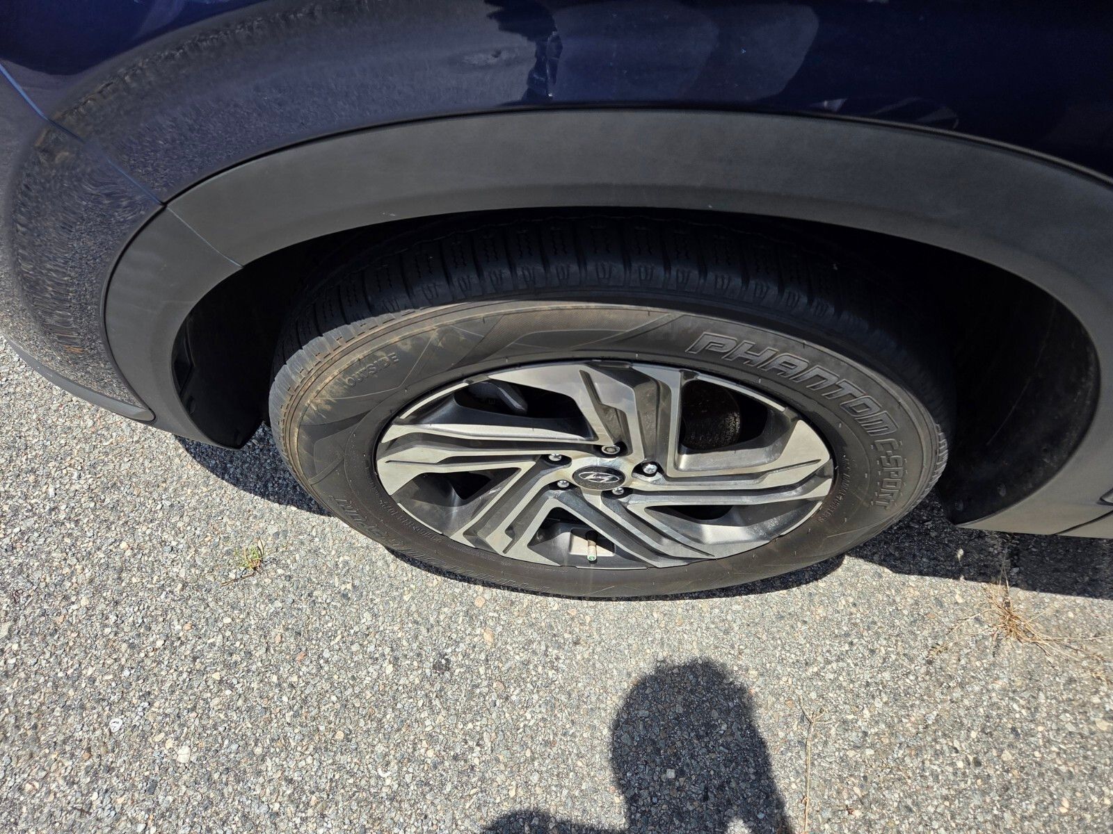 Used 2023 Blue Hyundai SEL image 4