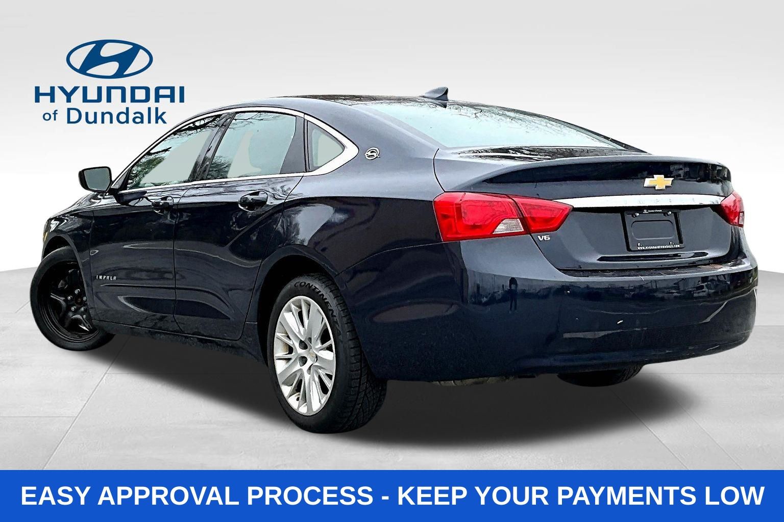 View vehicle photo 3