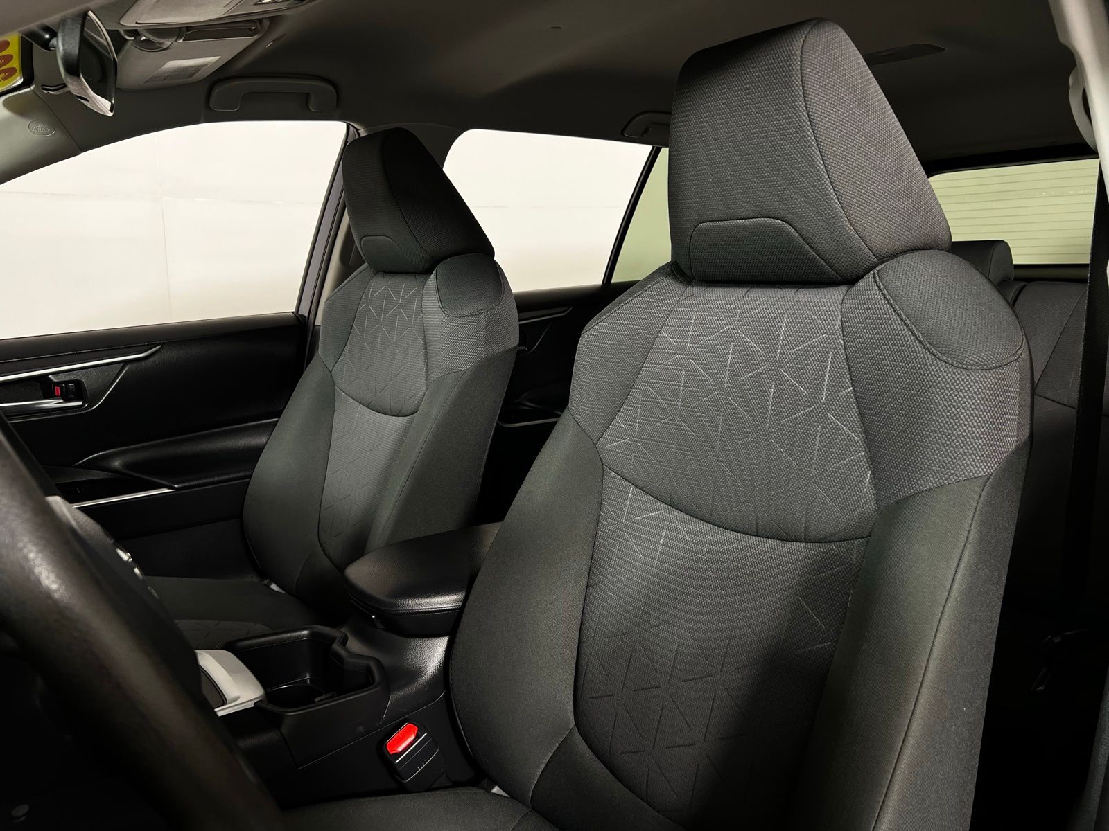 Thumbnail: 2024 Toyota RAV4 - 13