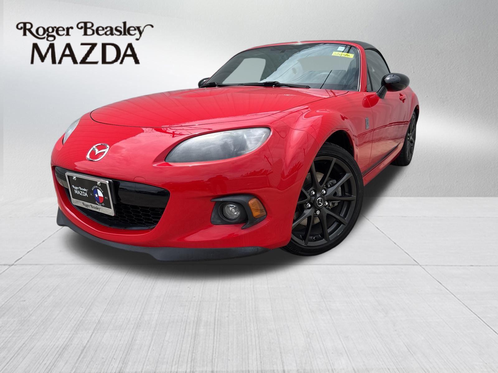 True Red 2015 Mazda MX-5 Miata Club Convertible with Retractable Hardtop Convertible Rear-Wheel Drive 6-Speed Manual