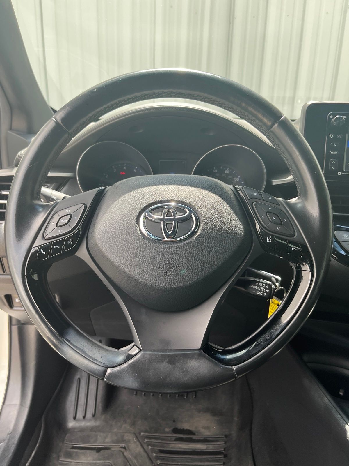 Used Car 2018 Toyota C-hr  Xle For Sale Under $15,000 In Austin, Texas