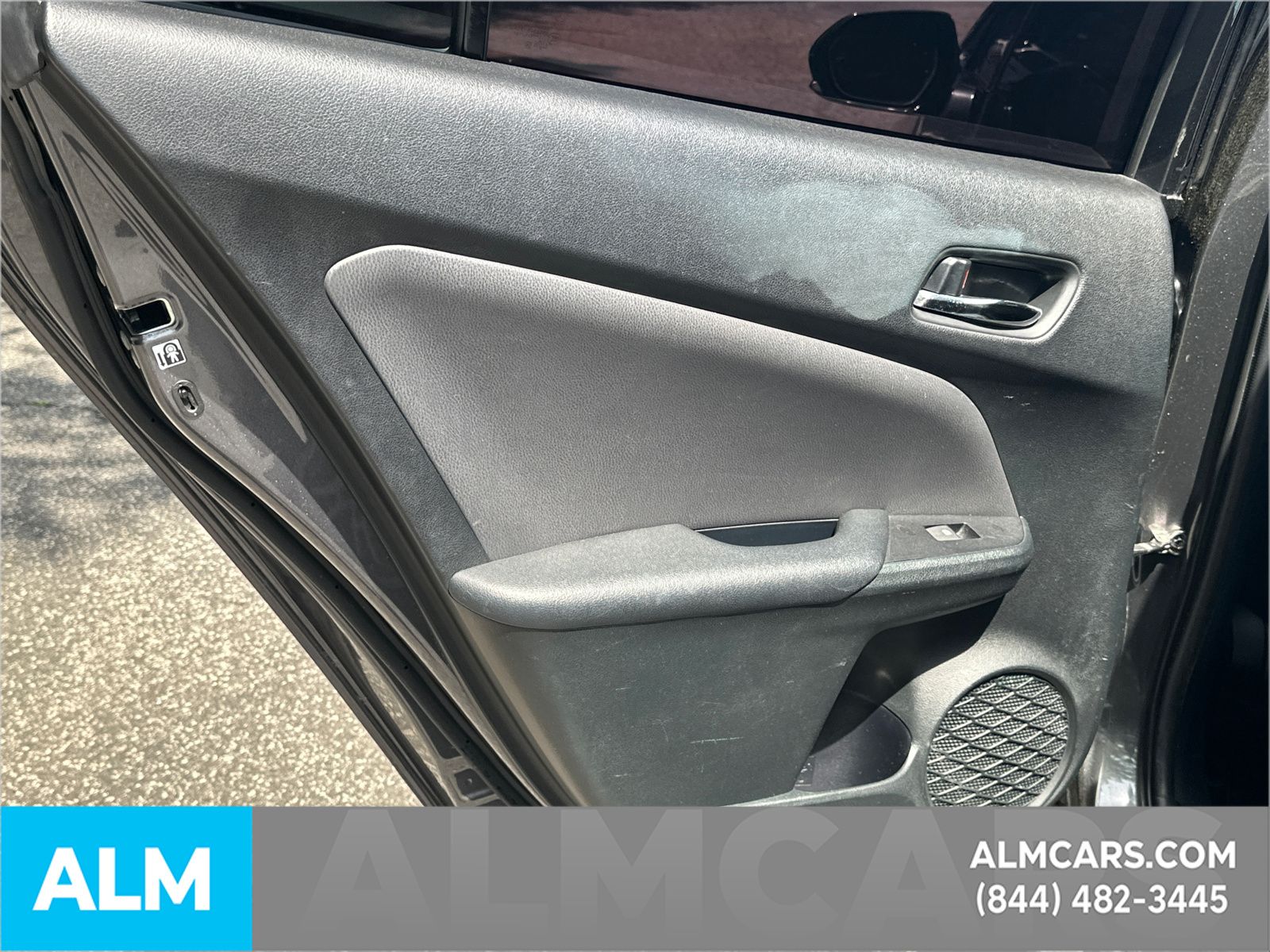 Used 2018 Gray Toyota Two image 24