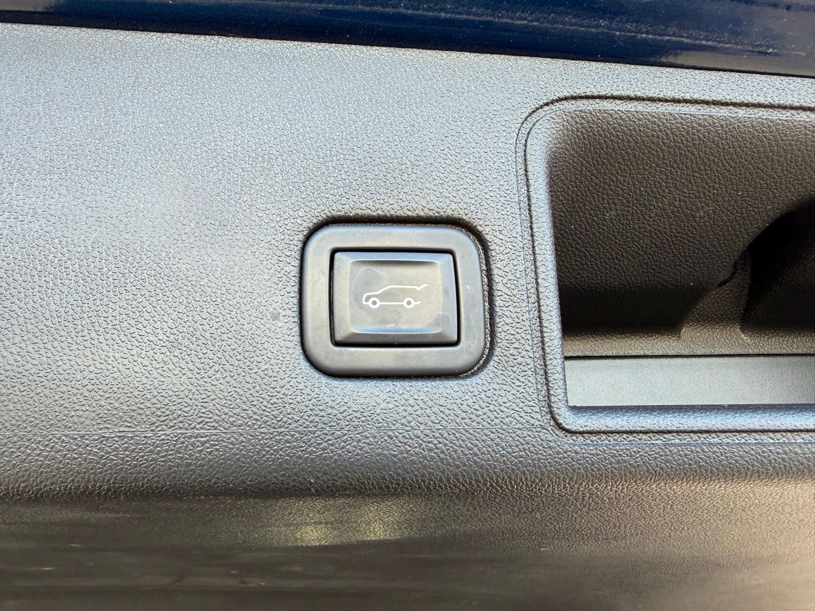 2022 GMC Terrain image 12