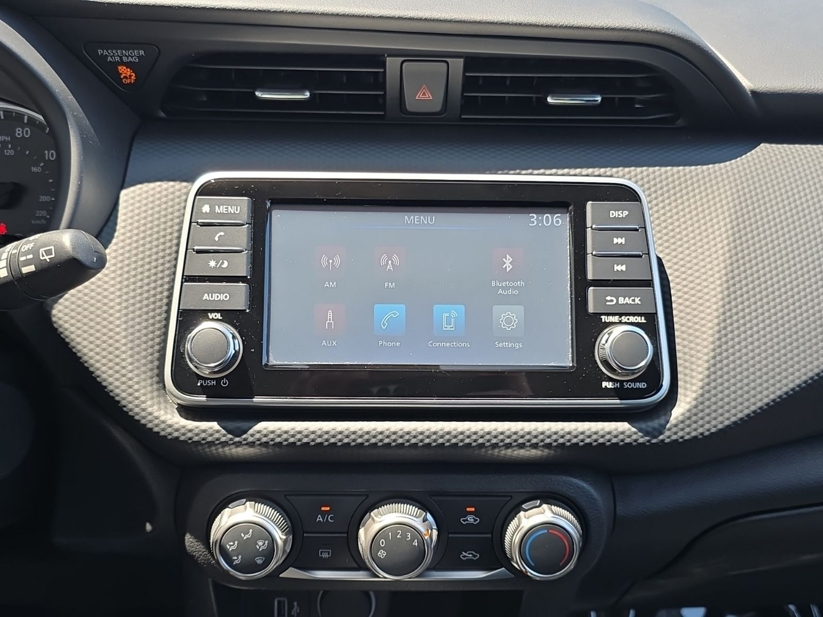 Used 2024 Gray Nissan S image 31