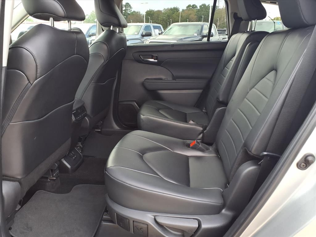 2024 Toyota Highlander XLE  at Don McGill Toyota