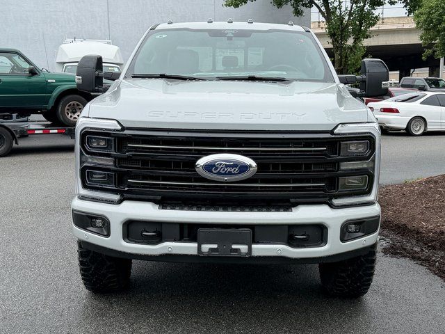New 2026 Avalanche Ford Platinum image 2