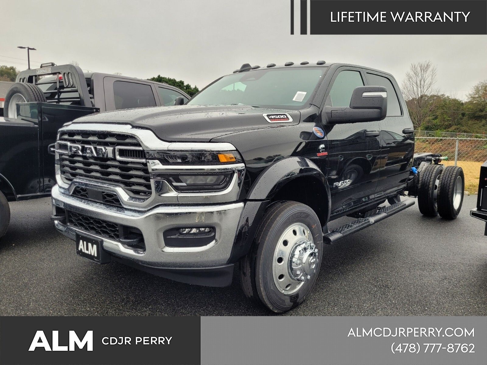 2026 RAM 4500 Big Horn 4X4 Crew Cab DRW 173" WB's photo