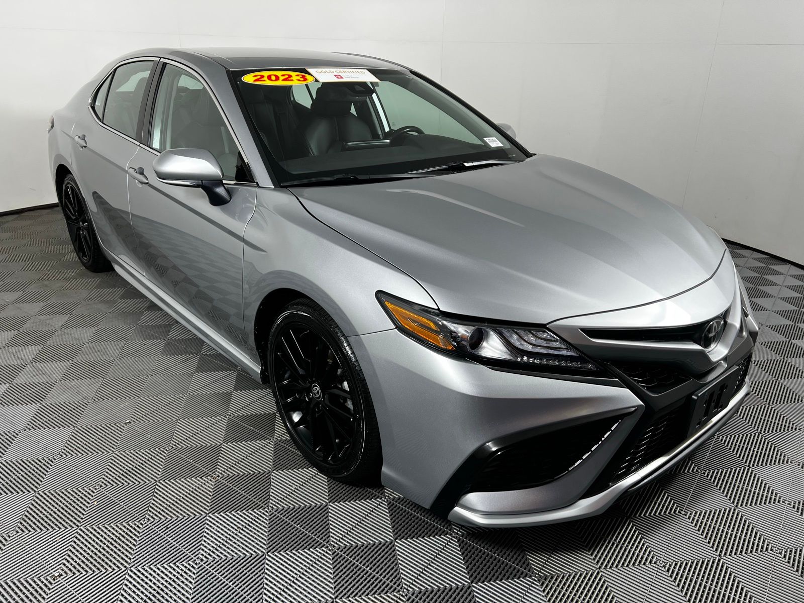 Thumbnail: 2023 Toyota Camry - 3