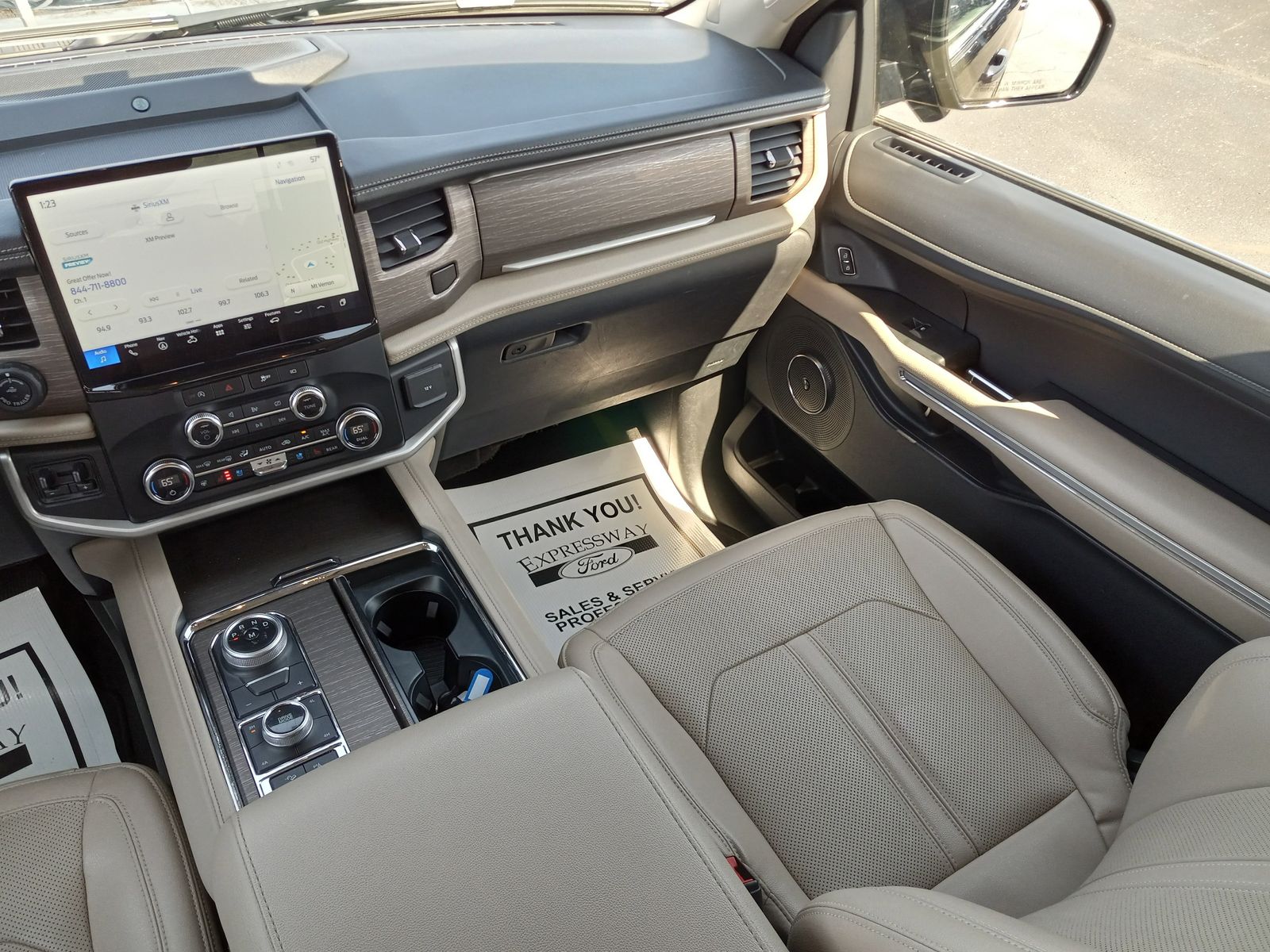 2023 Ford Expedition image 18