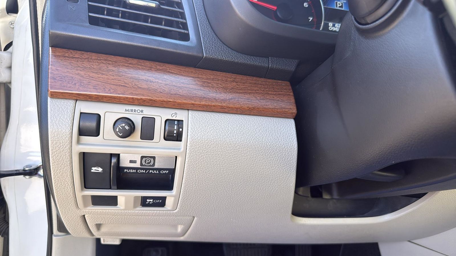 Used Car 2013 Subaru Outback  2.5i For Sale Under $12,000 In Austin, Texas