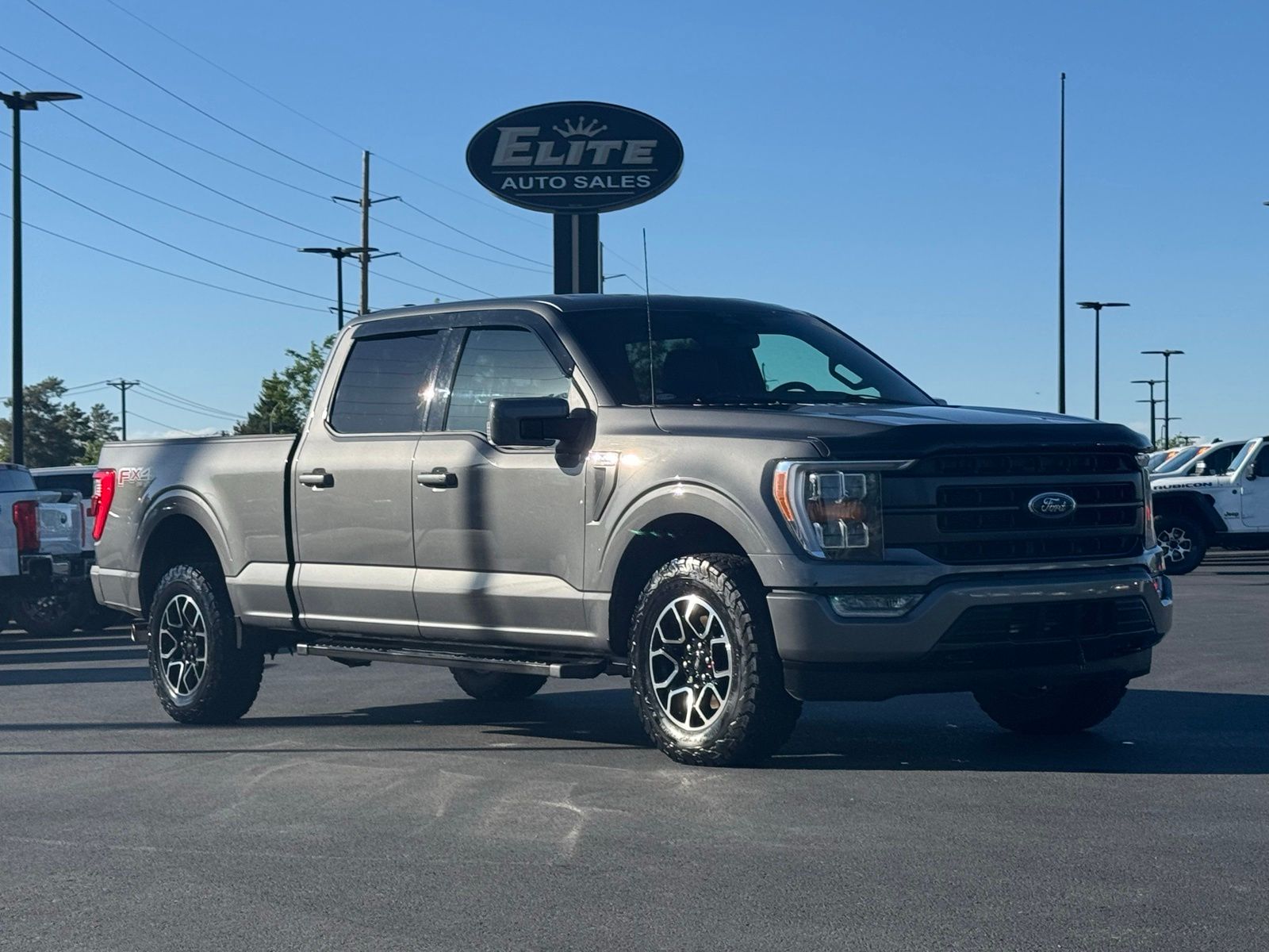 Gray 2022 Ford F-150 Lariat SuperCrew 4WD Pickup Truck Four-Wheel Drive Automatic