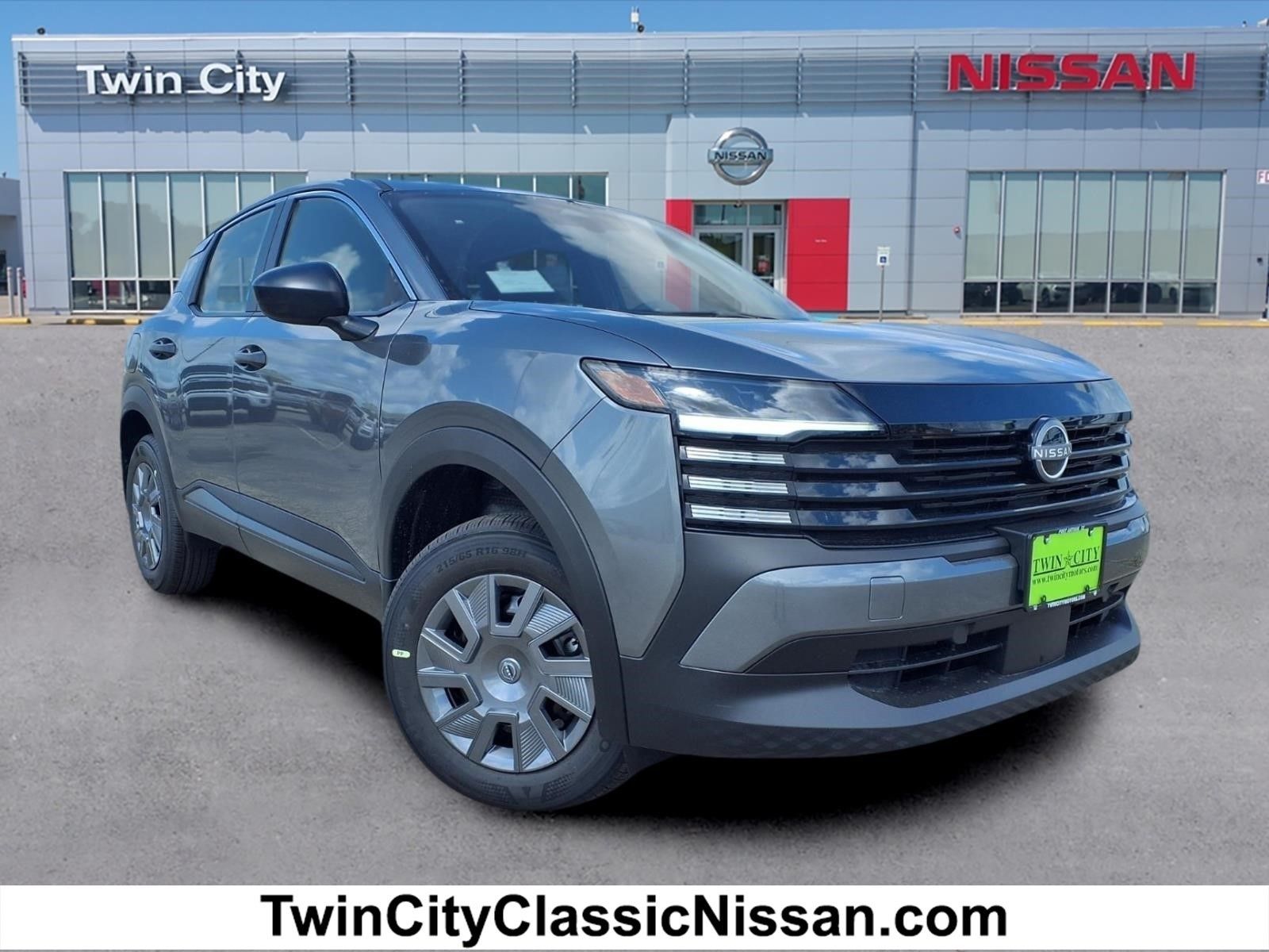 2026 Nissan Kicks 2.0 S's photo