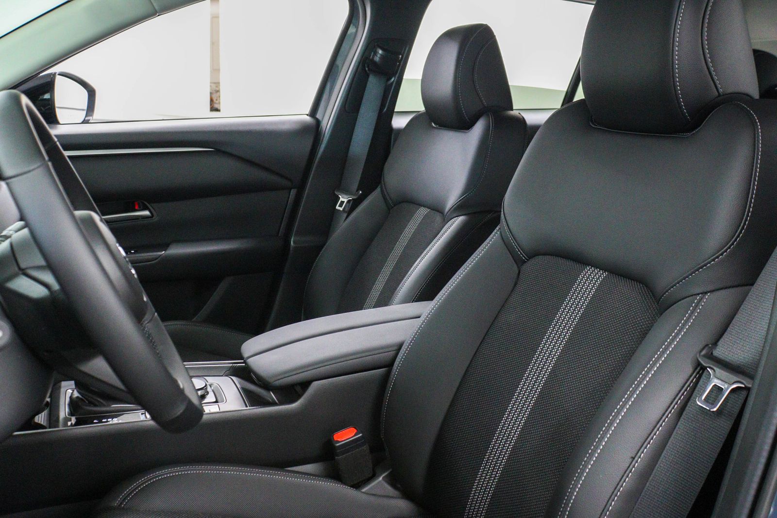 New Car 2025 Mazda Cx-50 Hybrid  Preferred For Sale Under $35,000 In Austin, Texas